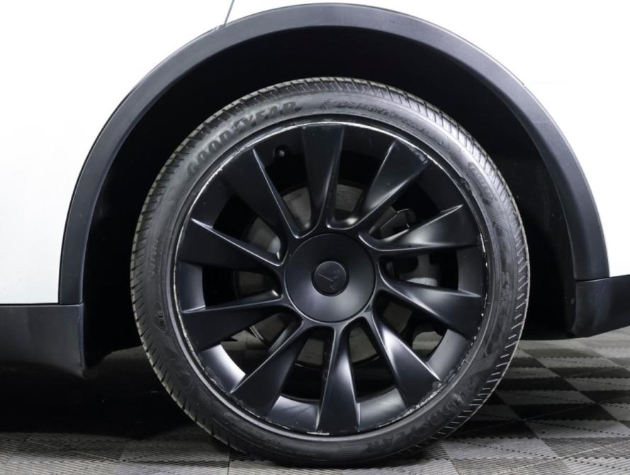Tesla Model Y I Москва  - изображение 24