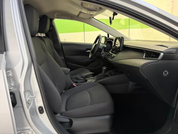 Toyota Corolla XI (E160 E170 E180) Рестайлинг 1 с пробегом 2019 года, цена 1 599 000 рублей, 160000 км, седан, Автокод Объявления