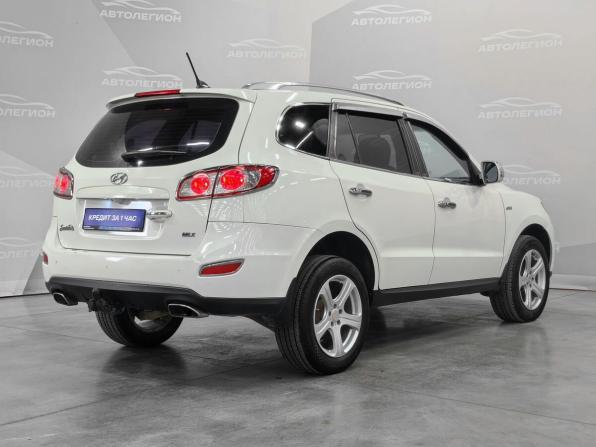 Hyundai Santa Fe II Рестайлинг с пробегом 2010 года, цена 1 180 000 рублей, 152379 км, внедорожник, Автокод Объявления
