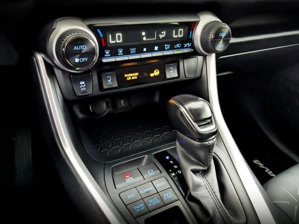 Toyota RAV4 V (XA50) с пробегом 2021 года, цена 2 850 000 рублей, 149564 км, внедорожник, Автокод Объявления