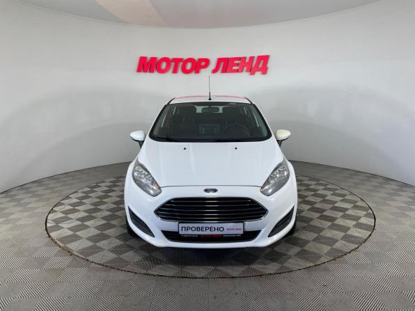 Ford Fiesta Mk6 Рестайлинг с пробегом 2016 года, цена 735 000 рублей, 152200 км, седан, Автокод Объявления