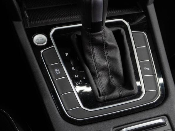 Volkswagen Passat B8 Рестайлинг с пробегом 2022 года, цена 3 200 000 рублей, 1225 км, седан, Автокод Объявления