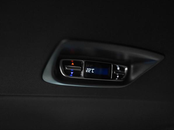 Новый Mercedes-Benz V-Класс III (W447) Рестайлинг 2 2026 года, цена 15 200 000 рублей, минивэн, Автокод Объявления