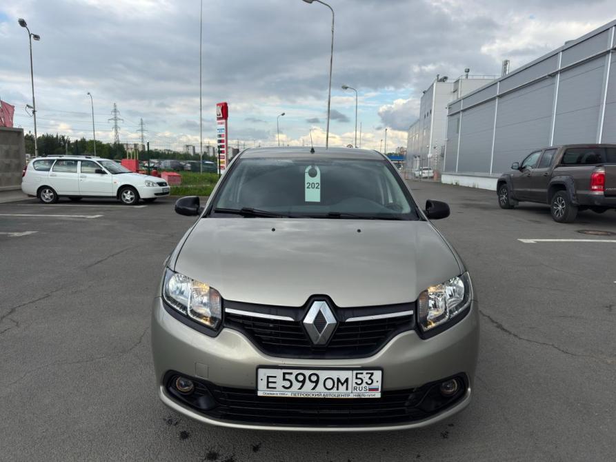 Renault Logan II Санкт-Петербург  - изображение 2