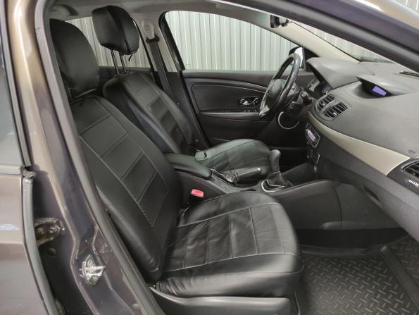 Renault Fluence I с пробегом 2012 года, цена 685 000 рублей, 216636 км, седан, Автокод Объявления