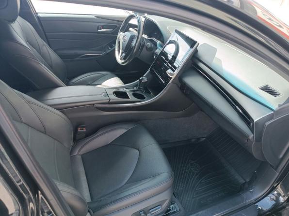 Toyota Avalon V с пробегом 2022 года, цена 3 850 000 рублей, 44702 км, седан, Автокод Объявления