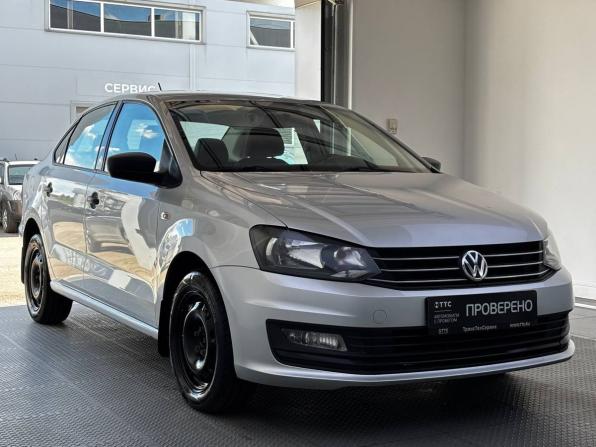 Volkswagen Polo V Рестайлинг с пробегом 2018 года, цена 910 000 рублей, 217339 км, седан, Автокод Объявления