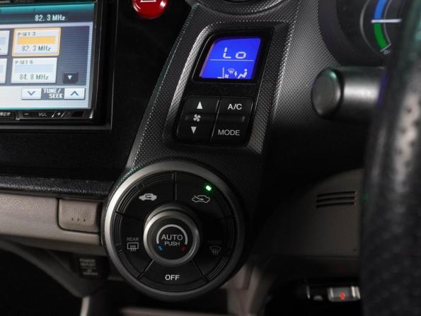 Honda Insight II с пробегом 2009 года, цена 729 000 рублей, 207813 км, хэтчбек, Автокод Объявления