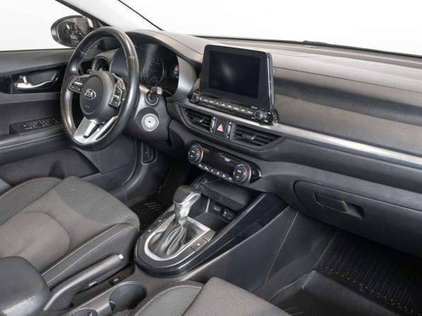 Kia Cerato IV с пробегом 2021 года, цена 2 310 100 рублей, 70271 км, седан, Автокод Объявления