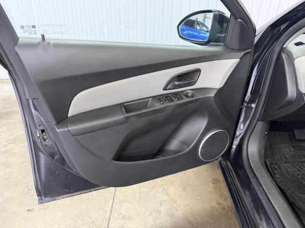 Chevrolet Cruze I с пробегом 2012 года, цена 827 000 рублей, 98376 км, хэтчбек, Автокод Объявления