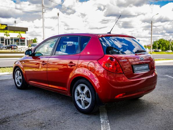 Kia Ceed I с пробегом 2008 года, цена 498 000 рублей, 261530 км, хэтчбек, Автокод Объявления