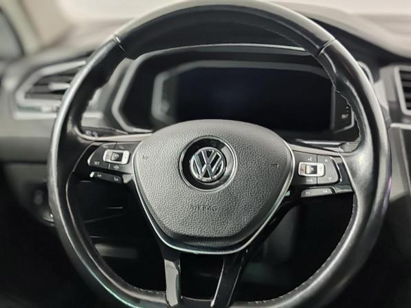 Volkswagen Tiguan II с пробегом 2020 года, цена 2 750 000 рублей, 137822 км, внедорожник, Автокод Объявления