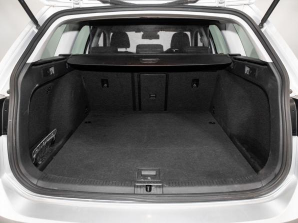 Volkswagen Golf VII с пробегом 2014 года, цена 1 335 000 рублей, 87207 км, универсал, Автокод Объявления