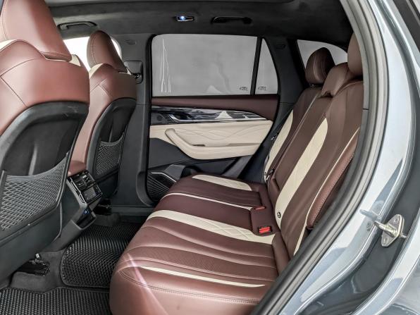 Geely Monjaro I с пробегом 2023 года, цена 3 100 000 рублей, 59132 км, внедорожник, Автокод Объявления