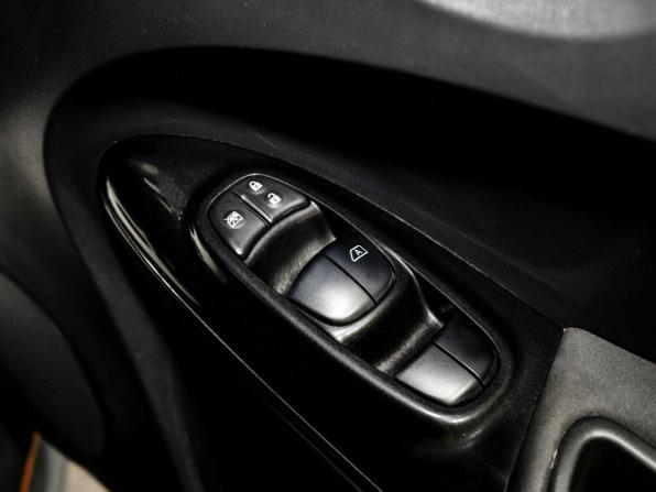Nissan Juke Nismo I Рестайлинг с пробегом 2016 года, цена 1 525 000 рублей, 87770 км, внедорожник, Автокод Объявления