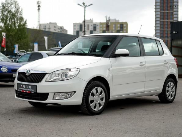 Skoda Fabia II Рестайлинг с пробегом 2011 года, цена 599 000 рублей, 179311 км, хэтчбек, Автокод Объявления