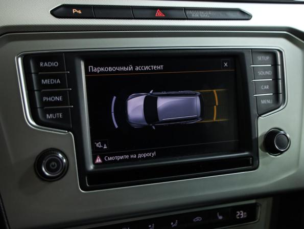 Volkswagen Passat B8 с пробегом 2016 года, цена 1 499 000 рублей, 218920 км, универсал, Автокод Объявления