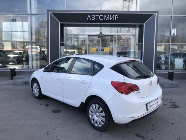 Opel Astra J Рестайлинг с пробегом 2013 года, цена 733 000 рублей, 151478 км, хэтчбек, Автокод Объявления