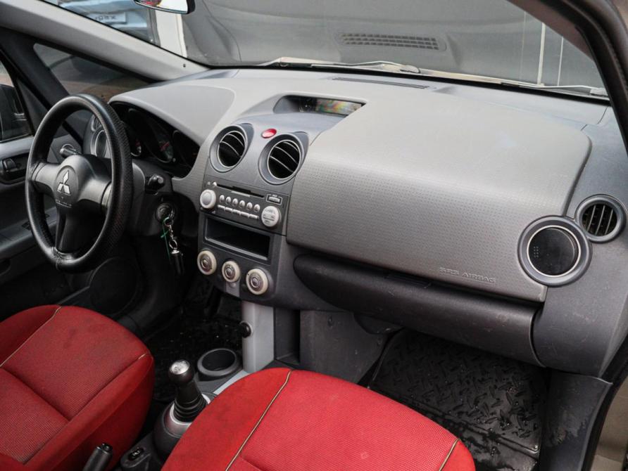 Mitsubishi Colt VI (Z20/Z30) Москва  - изображение 9