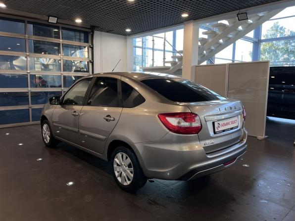 Lada (ВАЗ) Granta I Рестайлинг с пробегом 2021 года, цена 770 000 рублей, 61321 км, лифтбек, Автокод Объявления