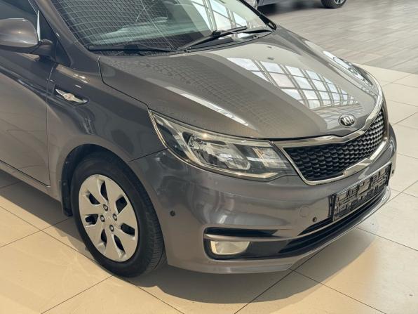 Kia Rio III Рестайлинг с пробегом 2015 года, цена 1 070 000 рублей, 100523 км, седан, Автокод Объявления