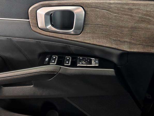 Kia Sorento IV с пробегом 2021 года, цена 3 450 000 рублей, 71471 км, внедорожник, Автокод Объявления