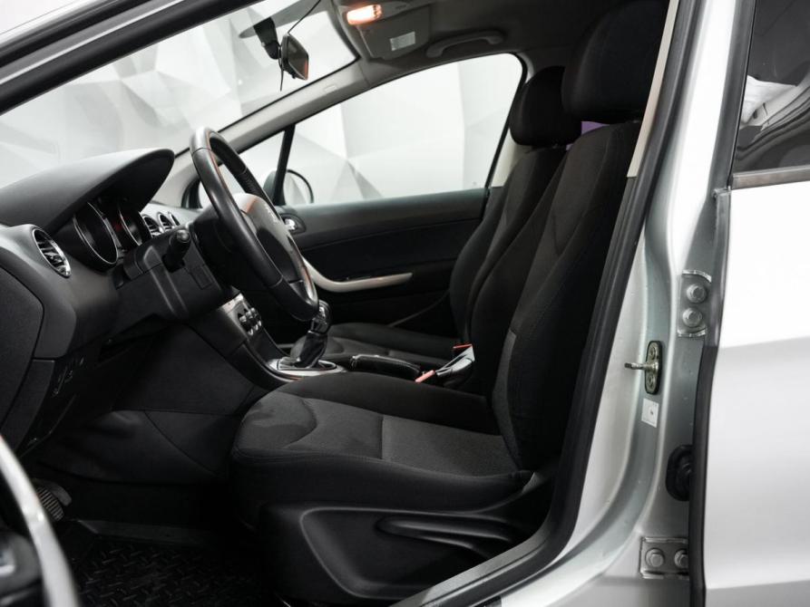 Peugeot 408 I Ульяновск  - изображение 9