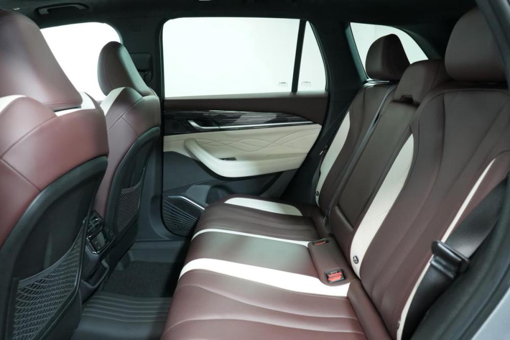 Geely Monjaro I Москва  - изображение 10