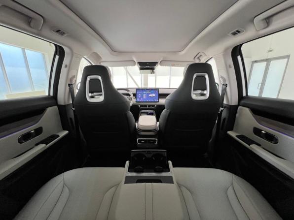 JETOUR DASHING I с пробегом 2024 года, цена 2 390 000 рублей, 7550 км, внедорожник, Автокод Объявления