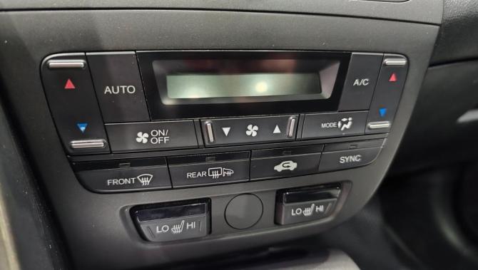 Honda Civic IX с пробегом 2012 года, цена 1 295 000 рублей, 132521 км, хэтчбек, Автокод Объявления