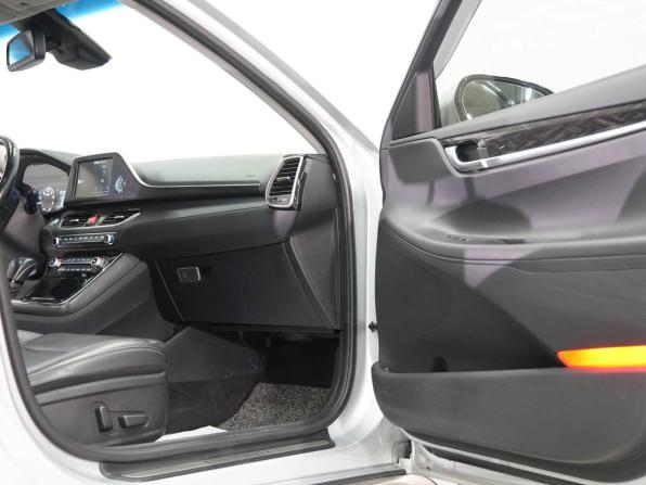 Hyundai Grandeur VI с пробегом 2019 года, цена 2 100 000 рублей, 94932 км, седан, Автокод Объявления