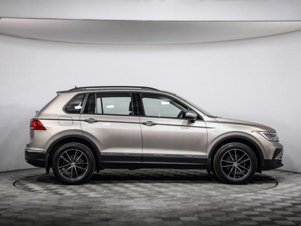 Volkswagen Tiguan II Рестайлинг с пробегом 2021 года, цена 2 599 000 рублей, 73728 км, внедорожник, Автокод Объявления