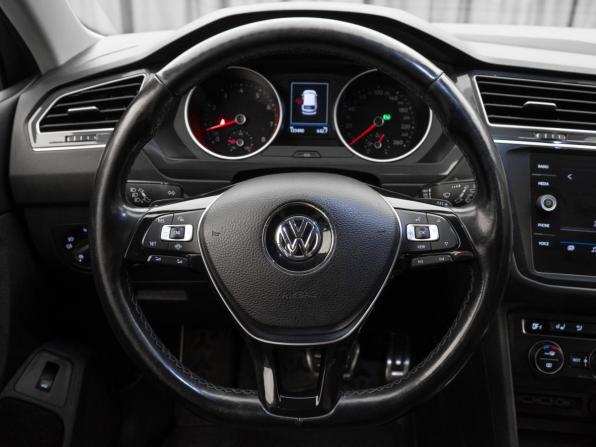 Volkswagen Tiguan II с пробегом 2019 года, цена 2 450 000 рублей, 133490 км, внедорожник, Автокод Объявления