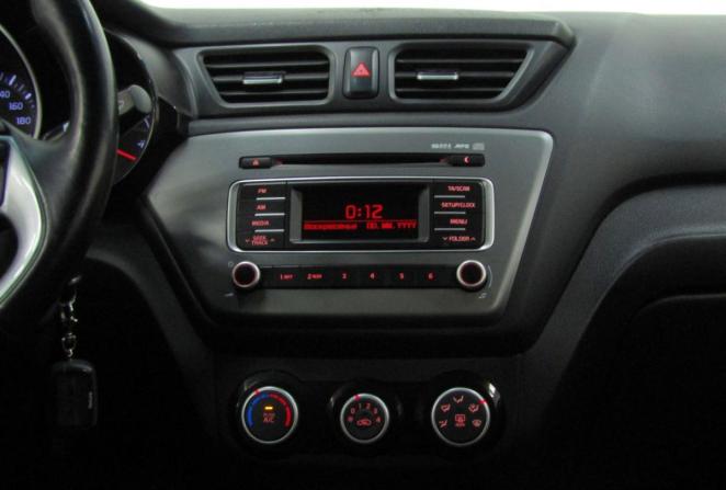 Kia Rio III Рестайлинг с пробегом 2016 года, цена 829 000 рублей, 118941 км, седан, Автокод Объявления