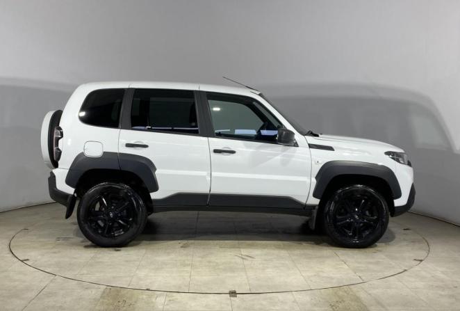 Lada (ВАЗ) Niva Travel I с пробегом 2024 года, цена 1 250 000 рублей, 26626 км, внедорожник, Автокод Объявления