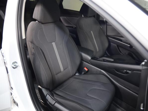 Hyundai Elantra VII (CN7) с пробегом 2021 года, цена 1 939 000 рублей, 51748 км, седан, Автокод Объявления