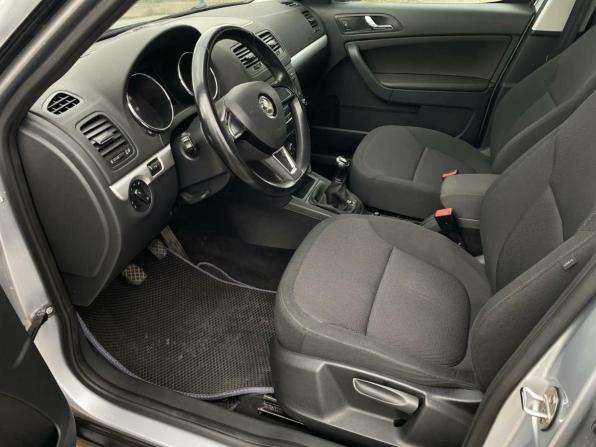 Skoda Yeti I Рестайлинг с пробегом 2014 года, цена 790 000 рублей, 143583 км, внедорожник, Автокод Объявления