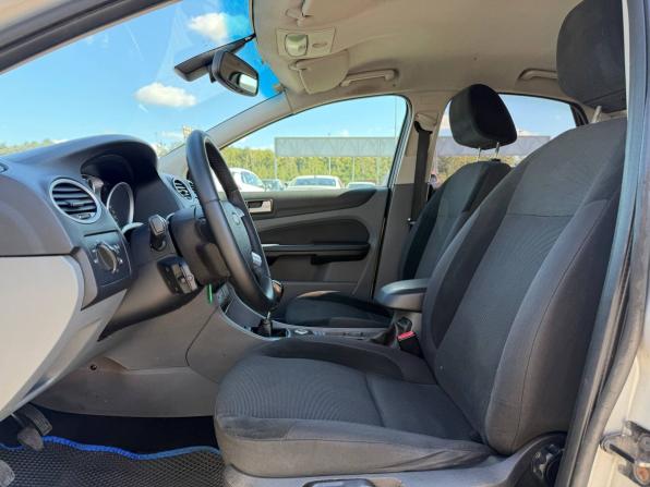 Ford Focus II Рестайлинг с пробегом 2008 года, цена 345 000 рублей, 321000 км, седан, Автокод Объявления