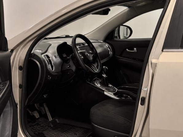 Kia Sportage III Рестайлинг с пробегом 2015 года, цена 1 395 000 рублей, 130000 км, внедорожник, Автокод Объявления