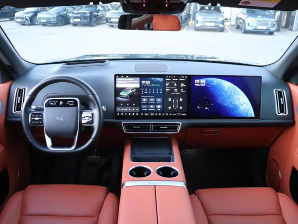 Li Auto (Lixiang) L9 I с пробегом 2023 года, цена 7 100 000 рублей, 18752 км, внедорожник, Автокод Объявления