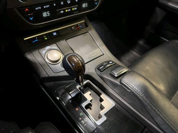 Lexus ES VI с пробегом 2012 года, цена 1 999 000 рублей, 223862 км, седан, Автокод Объявления
