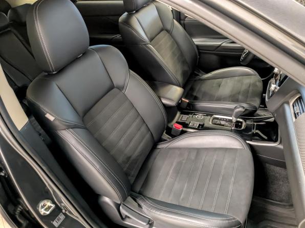 Mitsubishi Outlander III Рестайлинг 3 с пробегом 2022 года, цена 2 795 000 рублей, 65823 км, внедорожник, Автокод Объявления