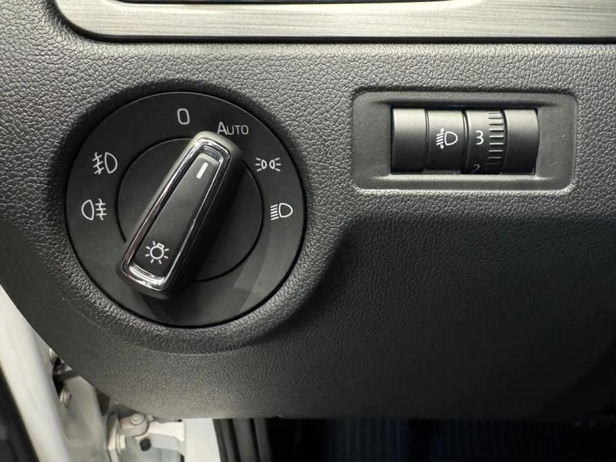 Skoda Rapid I Рестайлинг Екатеринбург  - изображение 10