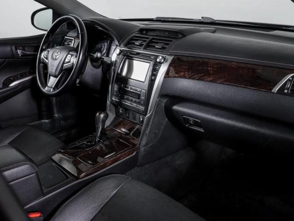 Toyota Camry VII (XV50) Рестайлинг с пробегом 2015 года, цена 1 960 000 рублей, 175352 км, седан, Автокод Объявления