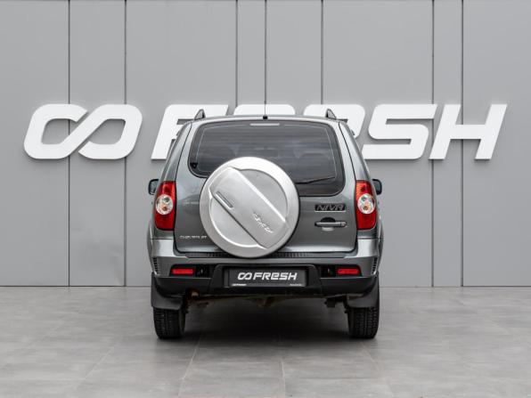 Chevrolet Niva I Рестайлинг с пробегом 2013 года, цена 560 000 рублей, 185784 км, внедорожник, Автокод Объявления