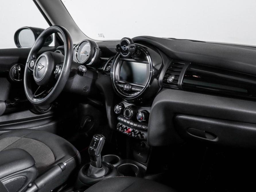 Mini Hatch III (F55/F56) Рестайлинг Москва  - изображение 10
