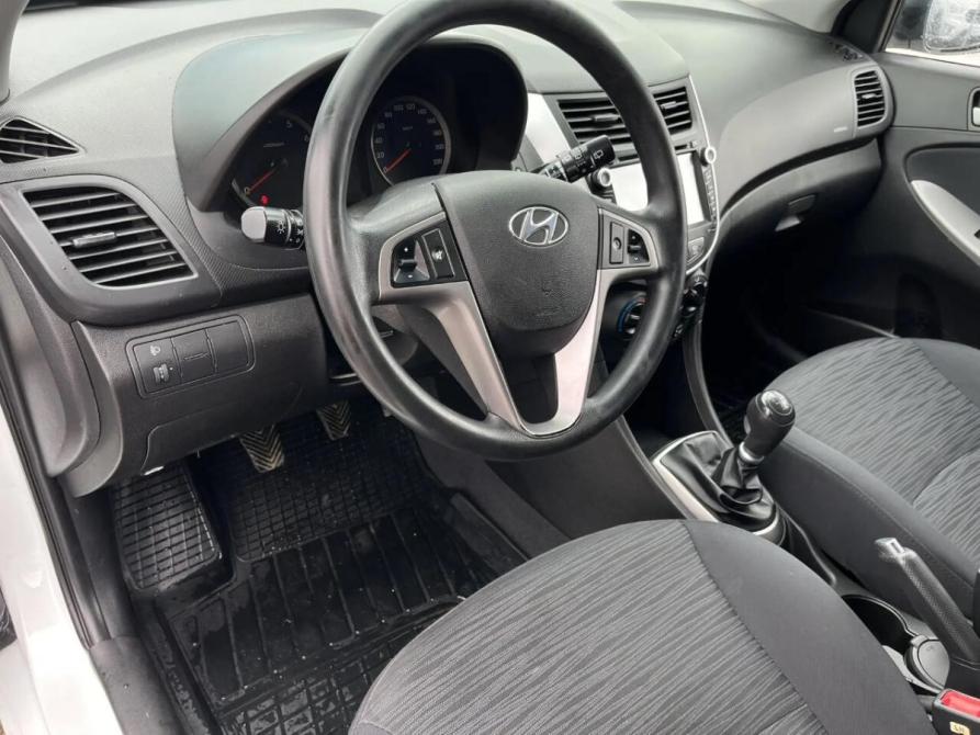 Hyundai Solaris I Рестайлинг Буинск  - изображение 8