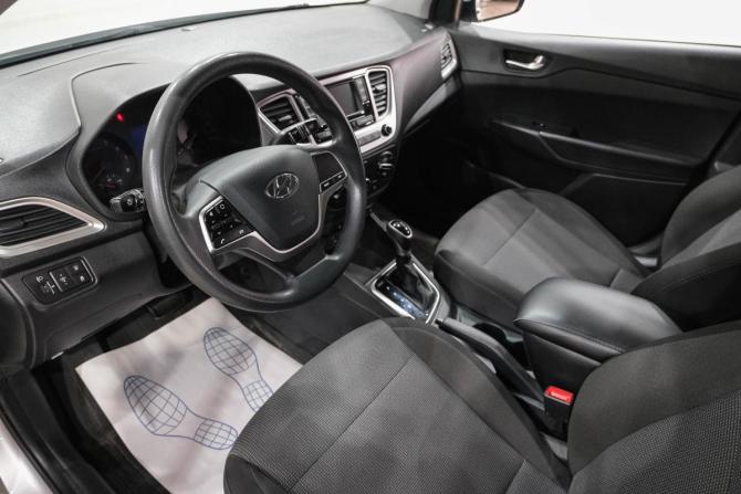 Hyundai Solaris II Рестайлинг с пробегом 2020 года, цена 1 599 000 рублей, 126000 км, седан, Автокод Объявления