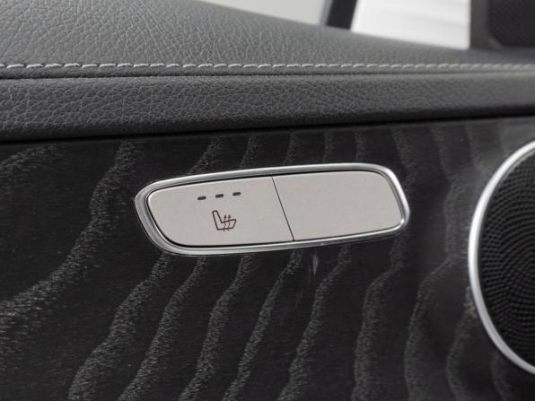 Mercedes-Benz C-Класс IV (W205) с пробегом 2015 года, цена 2 999 000 рублей, 112464 км, седан, Автокод Объявления