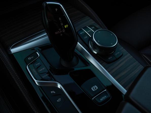 BMW 5 серии VII (G30/G31/G38) с пробегом 2017 года, цена 4 550 000 рублей, 112361 км, седан, Автокод Объявления